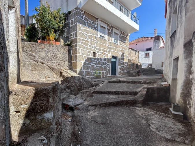 Moradia T2 para Venda em Vale de Prazeres e Mata da Rainha Foto 25