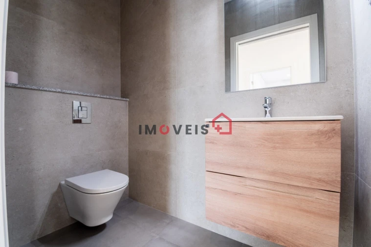 Moradia T3 para Venda em Carriço Foto 13