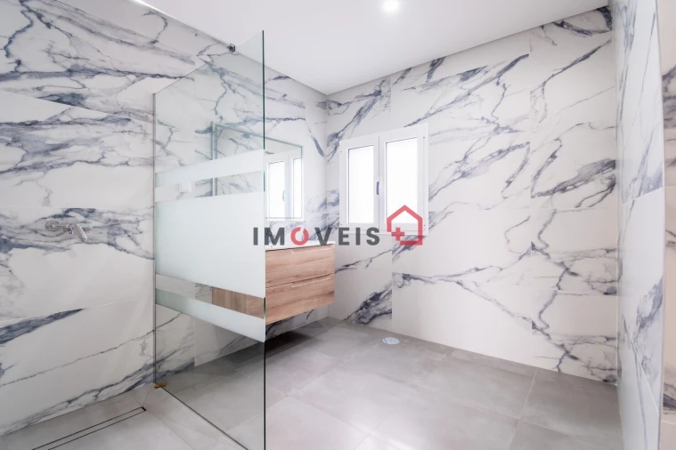 Moradia T3 para Venda em Carriço Foto 12