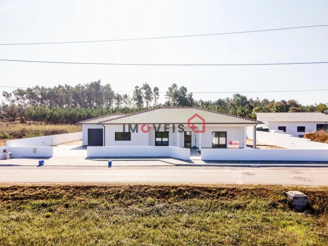 Moradia T3 para Venda em Carriço