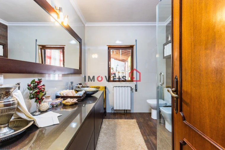 Moradia T3 para Venda em Batalha Foto 12