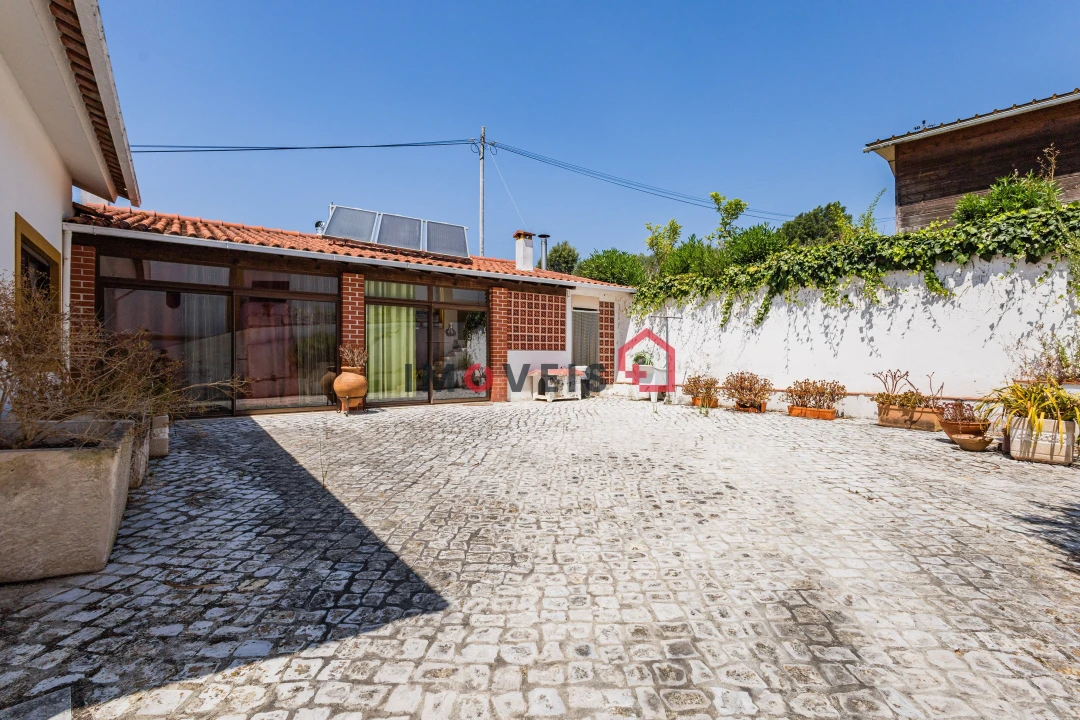 Moradia T3 para Venda em Batalha Foto 17