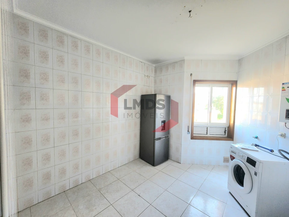 Apartamento T3 para Venda em Sandim, Olival, Lever e Crestuma Foto 10