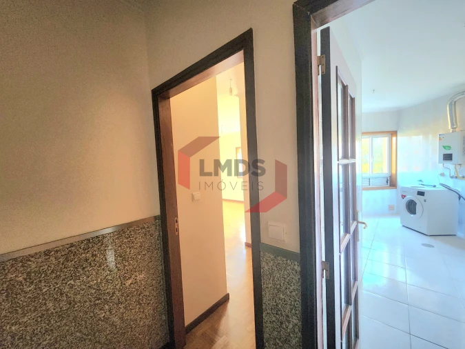 Apartamento T3 para Venda em Sandim, Olival, Lever e Crestuma Foto 18