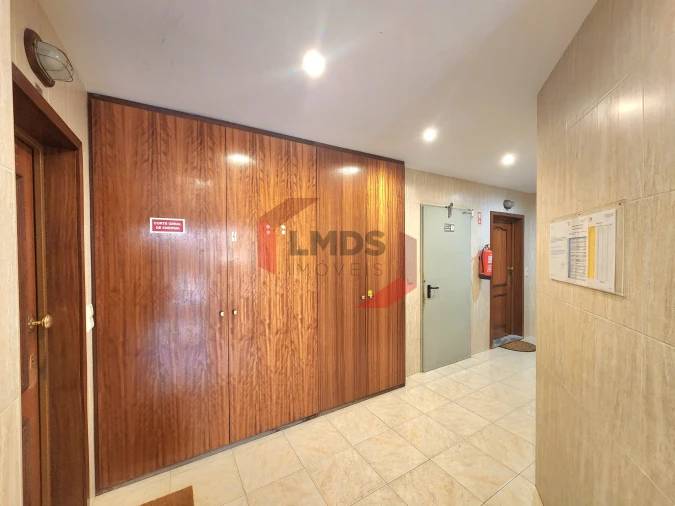 Apartamento T3 para Venda em Sandim, Olival, Lever e Crestuma Foto 4