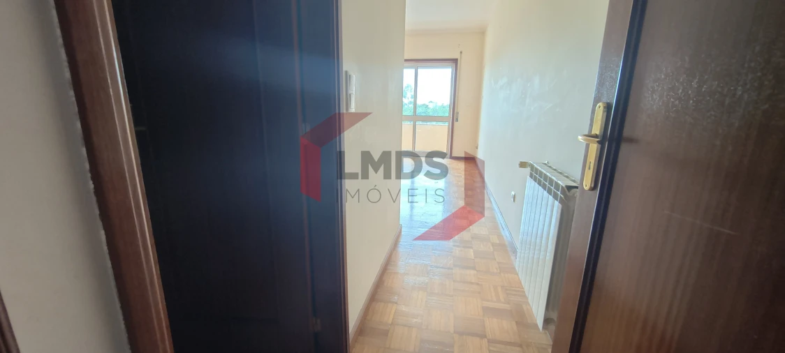 Apartamento T3 para Venda em Sandim, Olival, Lever e Crestuma Foto 20