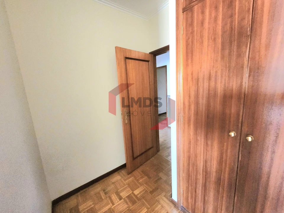 Apartamento T3 para Venda em Sandim, Olival, Lever e Crestuma Foto 20