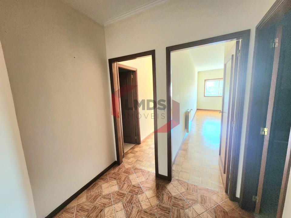 Apartamento T3 para Venda em Sandim, Olival, Lever e Crestuma Foto 19