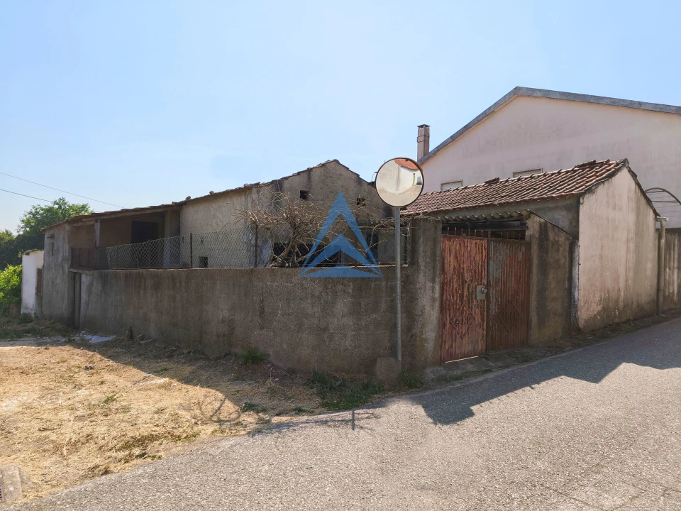 Moradia T0 para Venda em Vila Facaia Foto 1