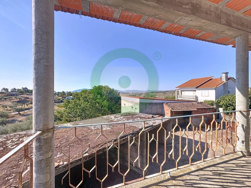 Moradia T4 para Venda em Valpaços e Sanfins Foto 11