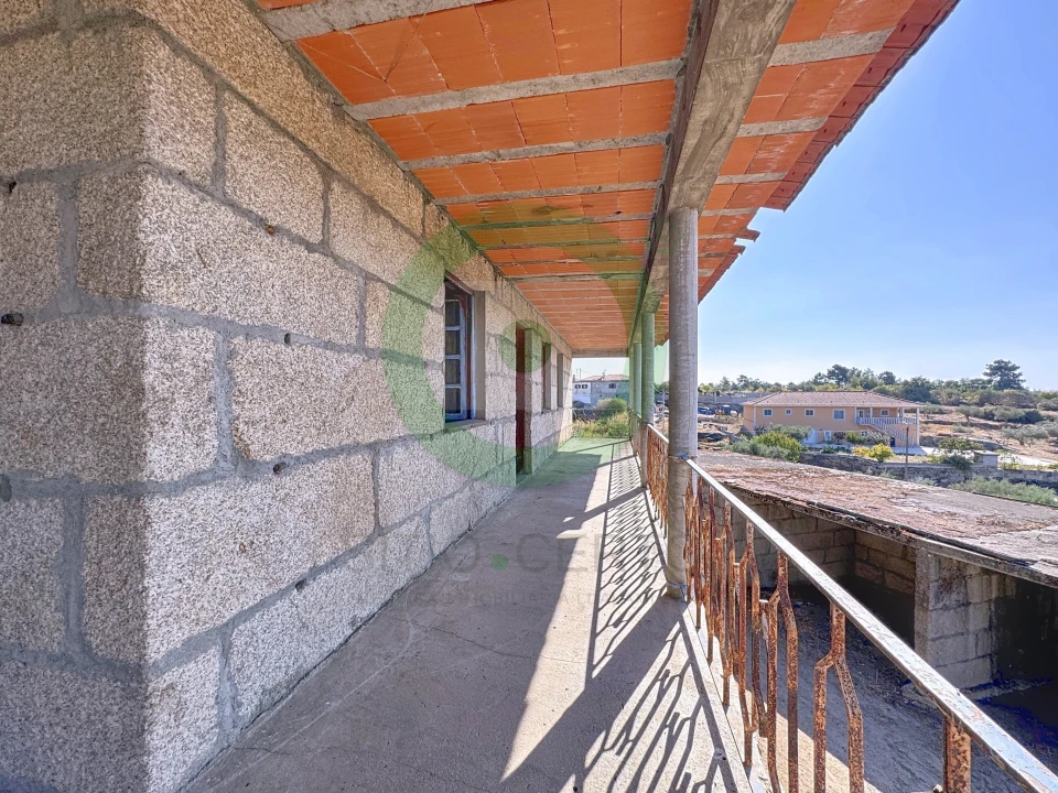 Moradia T4 para Venda em Valpaços e Sanfins Foto 10