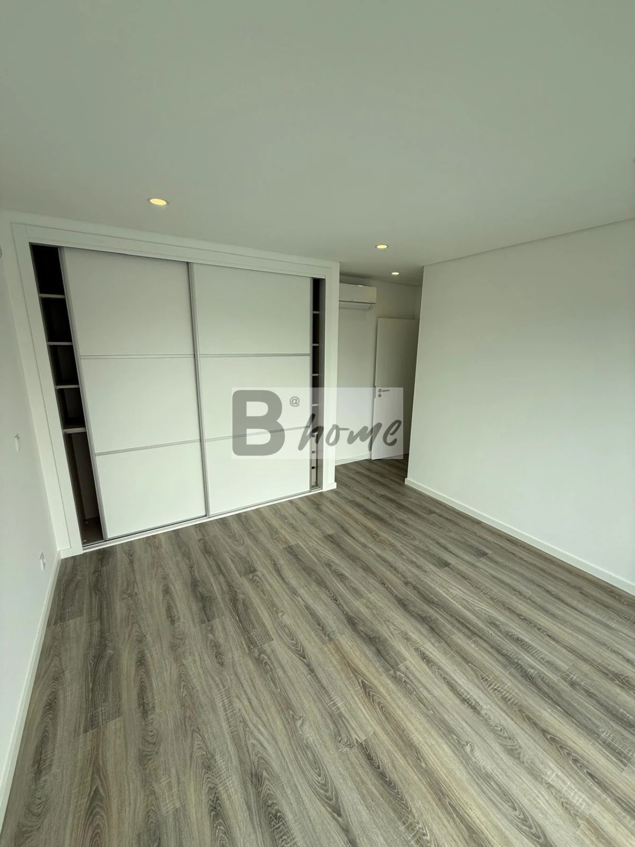 Moradia T3 para Venda em Charneca de Caparica e Sobreda Foto 9