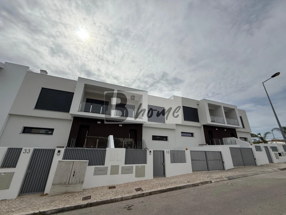 Moradia T3 para Venda em Charneca de Caparica e Sobreda Foto 14