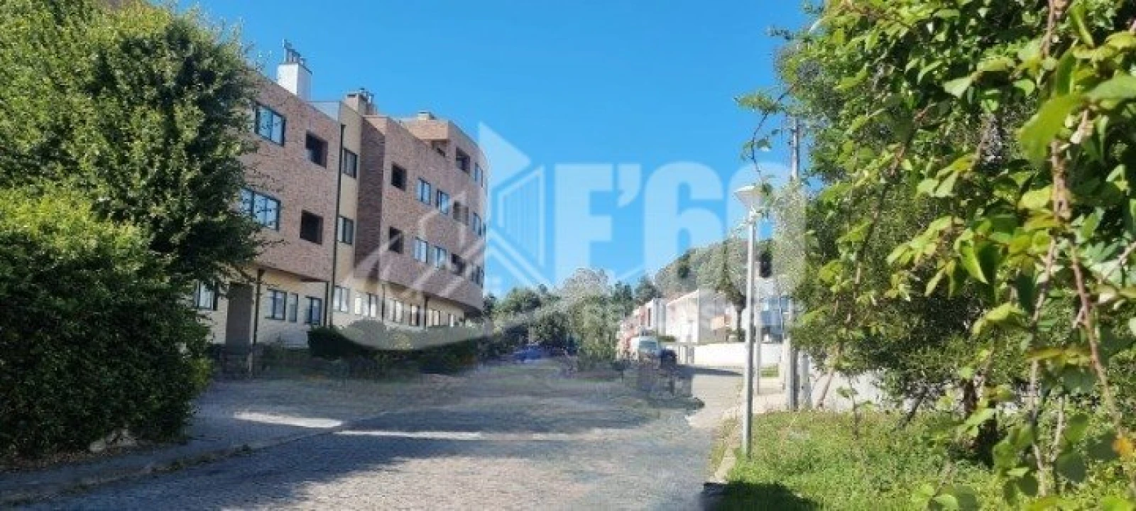 Terreno para Venda em Mozelos Foto 4