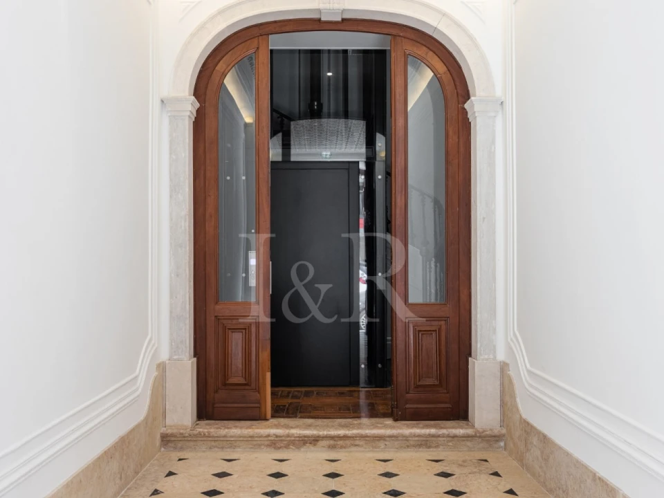 Apartamento T4 para Venda em Alcantara Foto 5
