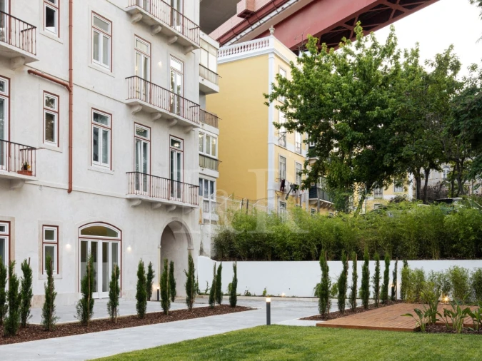 Apartamento T4 para Venda em Alcantara Foto 8