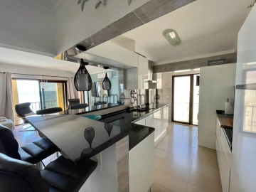 Apartamento T3 para Venda em Sesimbra (Santiago)