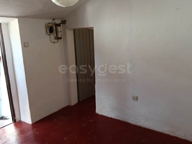 Moradia T1 para Venda em Aljustrel e Rio de Moinhos Foto 7
