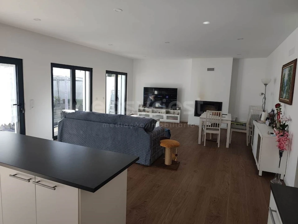 Moradia T2 para Venda em São João de Negrilhos Foto 1