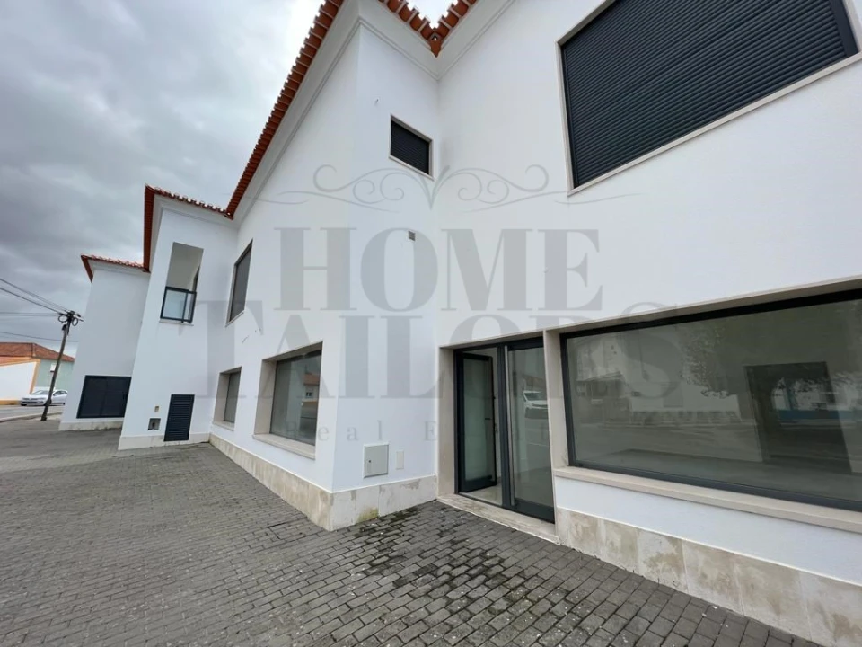 Loja para Venda em Carvoeira Foto 9