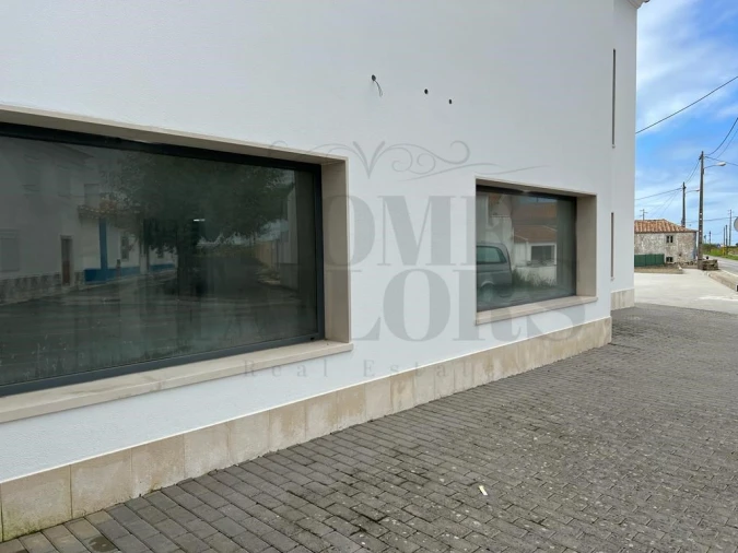 Loja para Venda em Carvoeira Foto 8