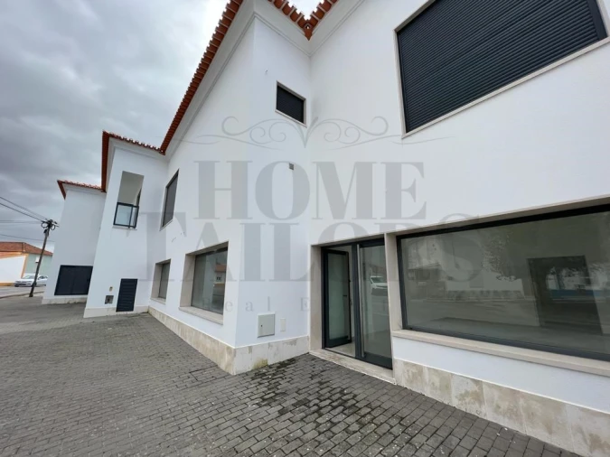 Loja para Venda em Carvoeira Foto 9