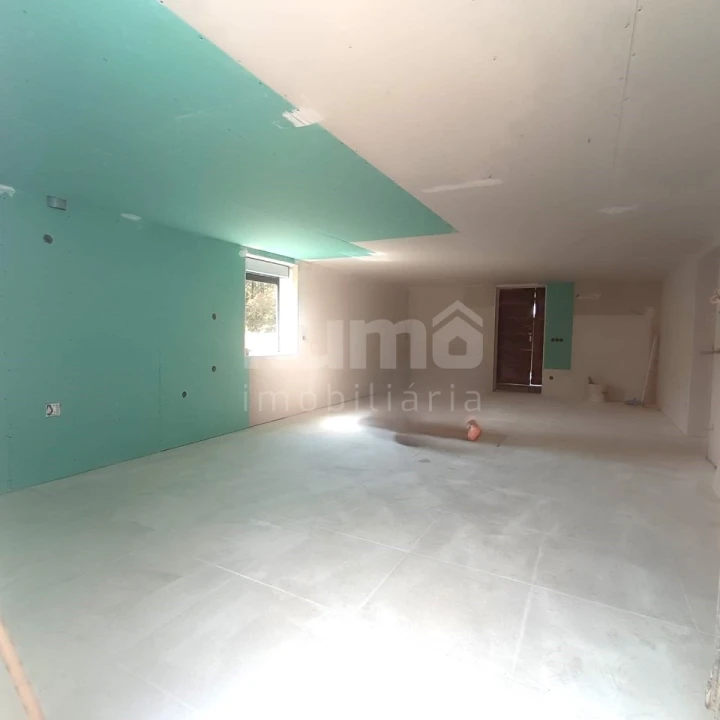 Moradia T3 para Venda em Lanheses Foto 4