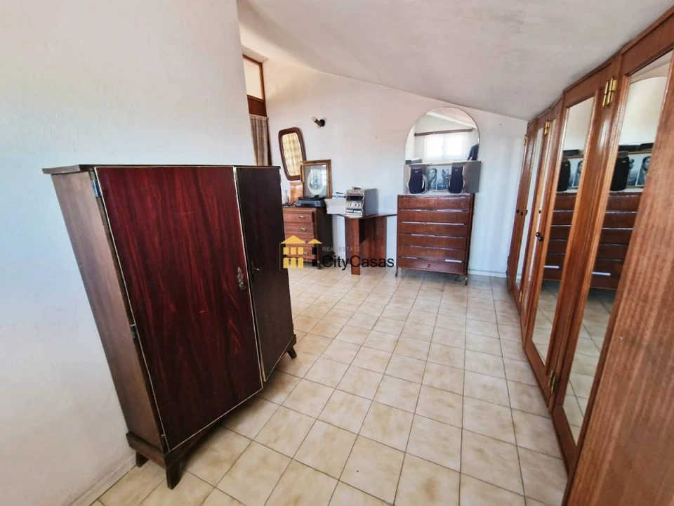 Moradia T4 para Venda em Aguas Santas Foto 23