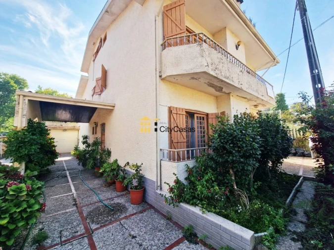 Moradia T4 para Venda em Aguas Santas Foto 33