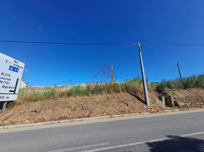 Terreno para Venda em Carvoeira e Carmões Foto 2