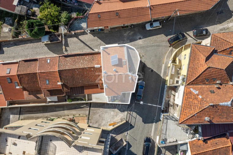 Moradia T3 para Venda em Pedrouços Foto 3