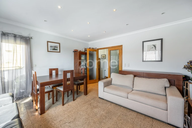 Moradia T3 para Venda em Pedrouços Foto 5