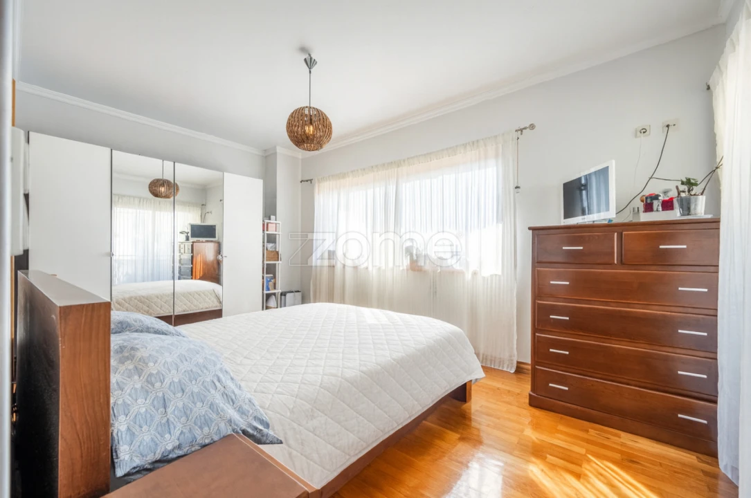 Moradia T3 para Venda em Pedrouços Foto 13