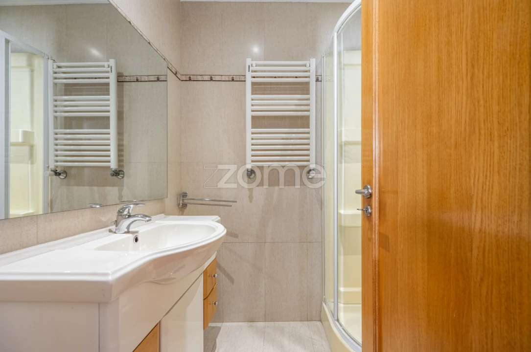 Moradia T3 para Venda em Pedrouços Foto 22