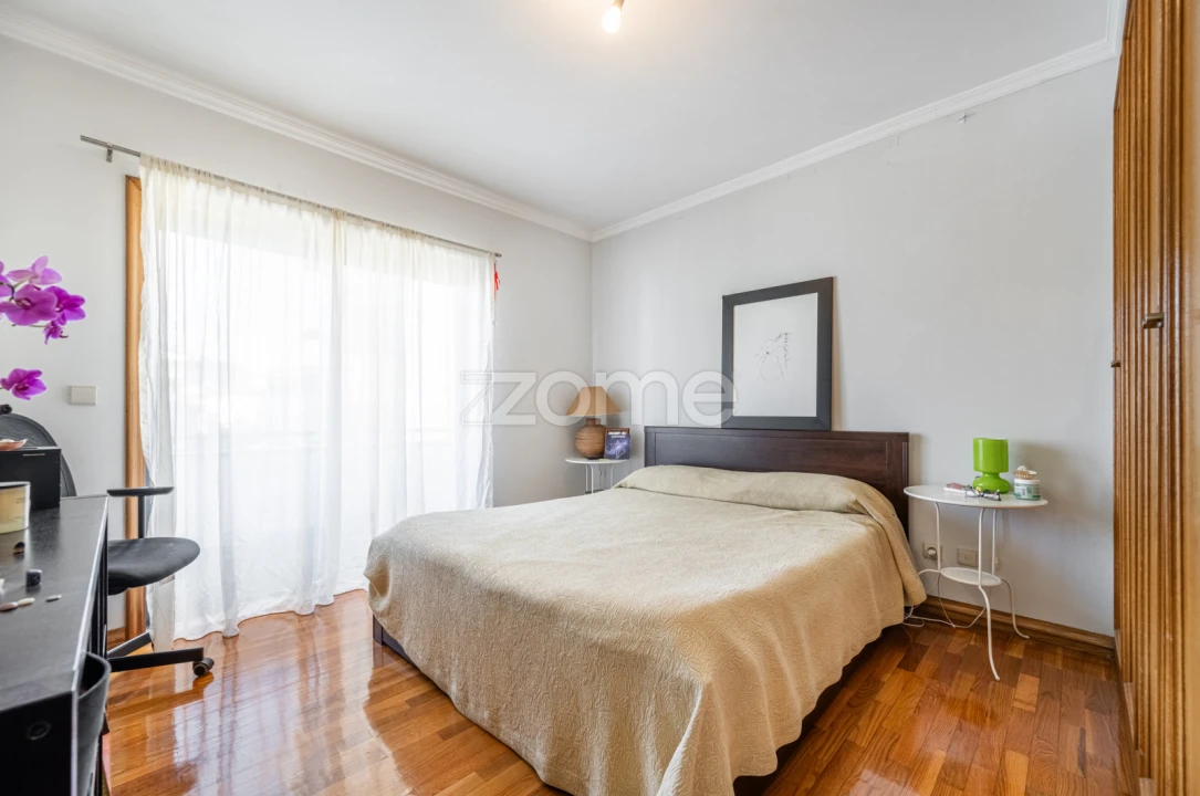 Moradia T3 para Venda em Pedrouços Foto 24