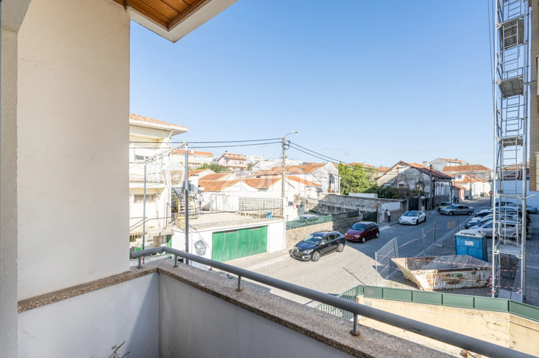 Moradia T3 para Venda em Pedrouços Foto 19