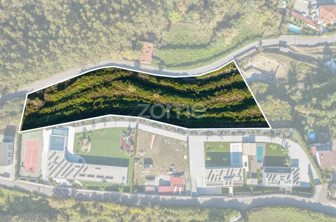 Terreno para Venda em Sendim Foto 2