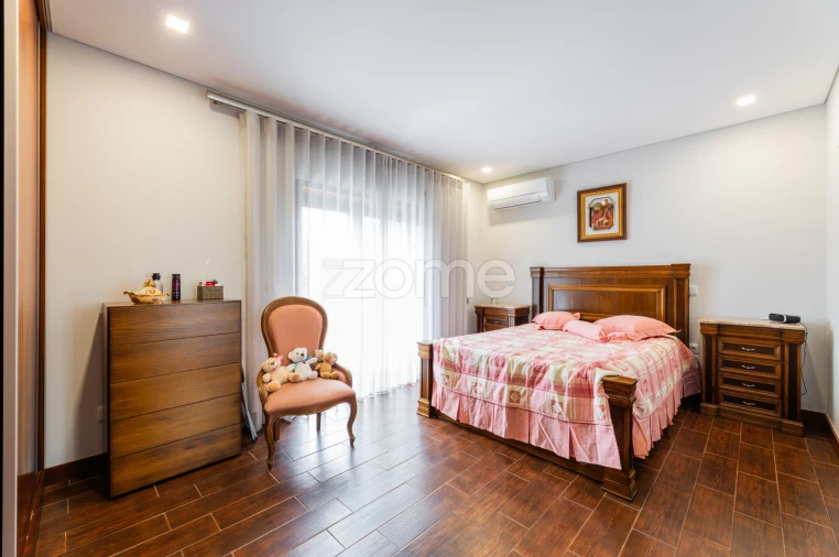 Moradia T6 para Venda em Tadim Foto 17