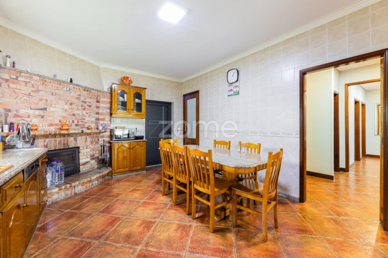 Moradia T6 para Venda em Tadim Foto 10