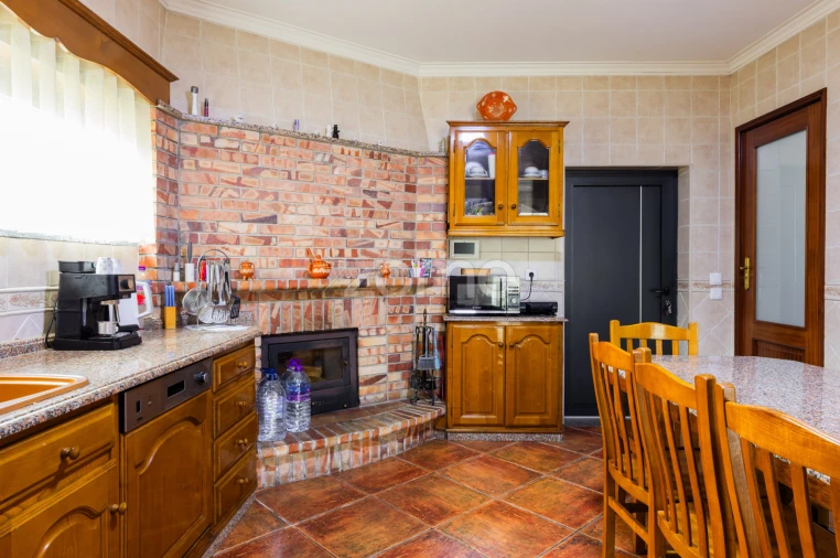 Moradia T6 para Venda em Tadim Foto 11