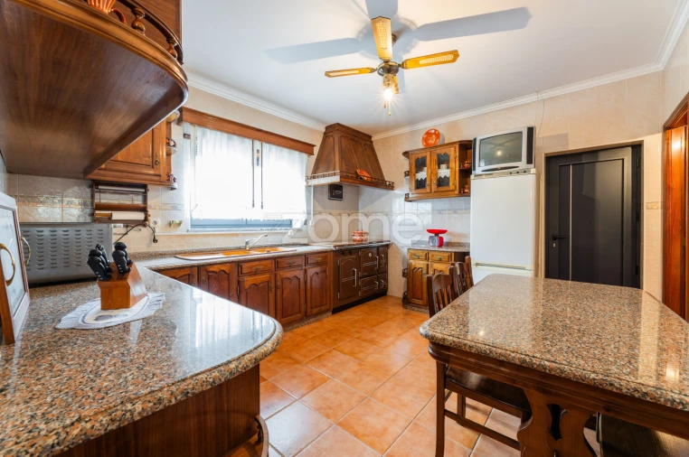 Moradia T6 para Venda em Tadim Foto 29