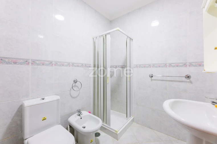 Moradia T6 para Venda em Tadim Foto 32