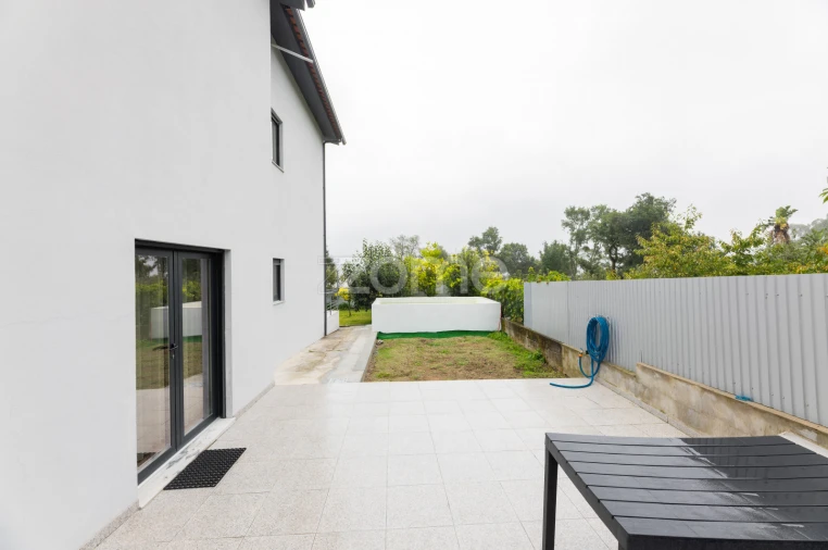 Moradia T6 para Venda em Tadim Foto 48