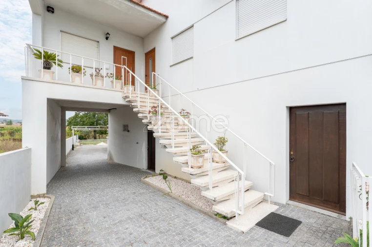 Moradia T11 para Venda em Viatodos, Grimancelos, Minhotães, Monte Fralães Foto 4