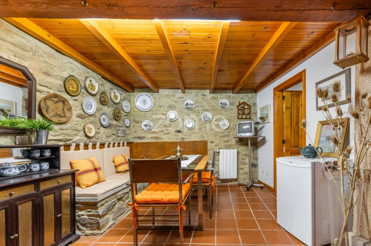 Moradia T3 para Venda em Amendoeira Foto 30