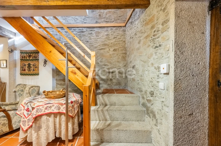 Moradia T3 para Venda em Amendoeira Foto 19