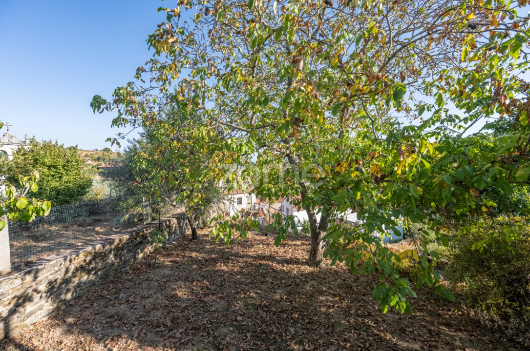 Moradia T3 para Venda em Amendoeira Foto 35