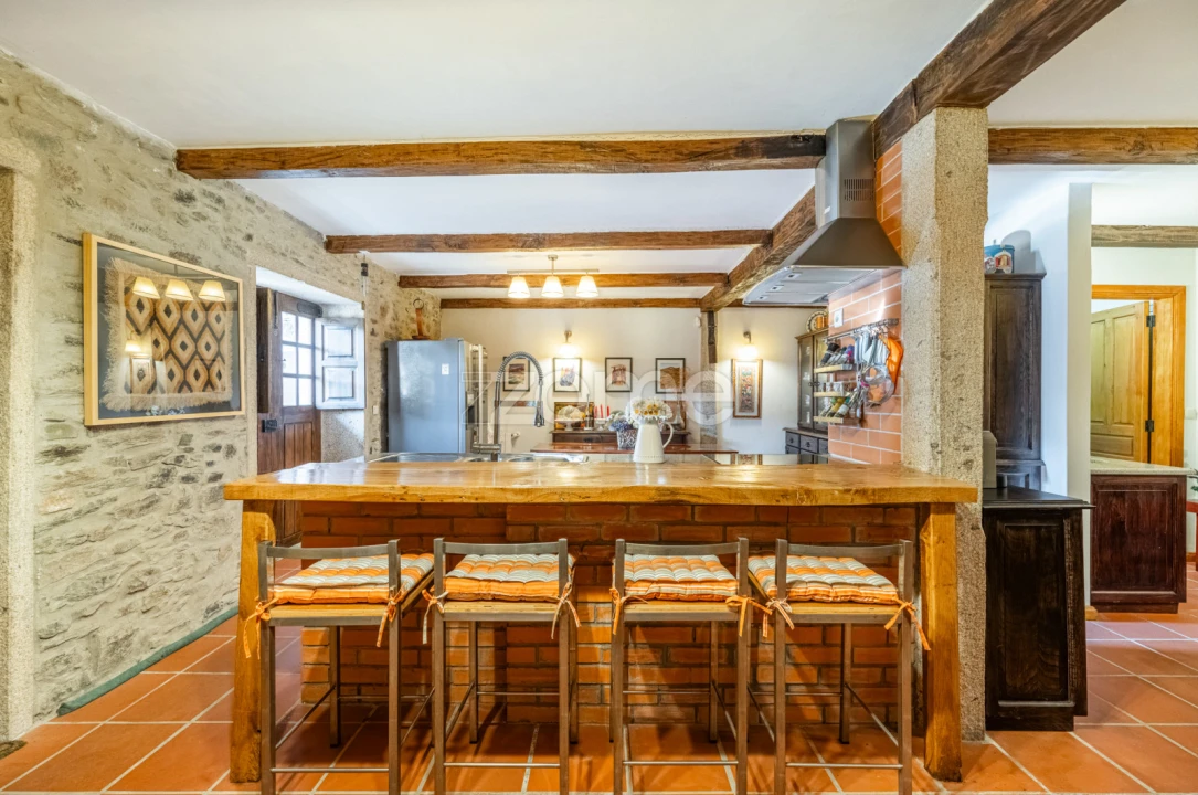 Moradia T3 para Venda em Amendoeira Foto 16