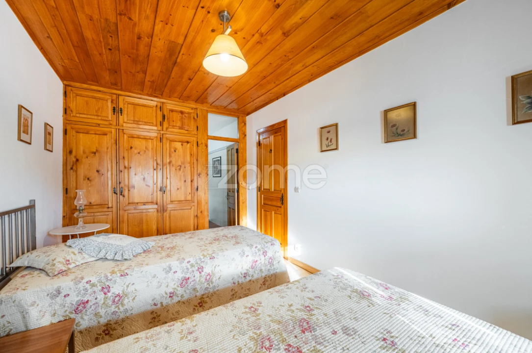 Moradia T3 para Venda em Amendoeira Foto 22