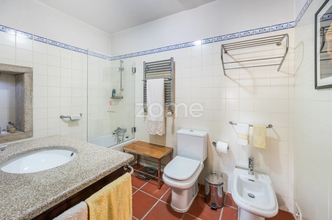 Moradia T3 para Venda em Amendoeira Foto 23